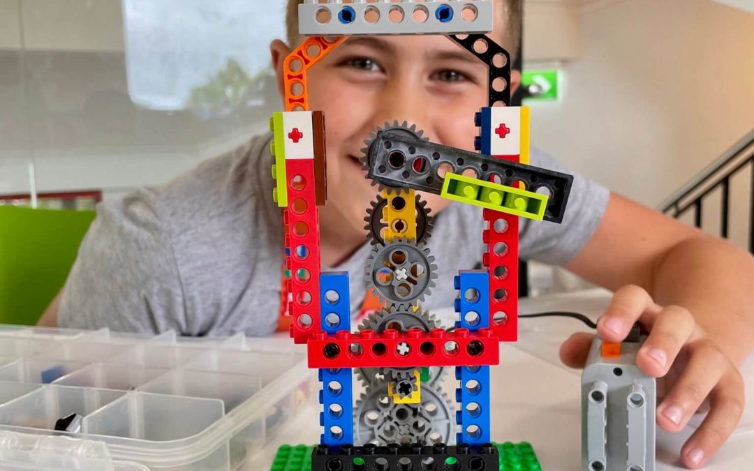 Five Valuable Life Lessons your Kids can Learn from Playing with LEGO Bricks!